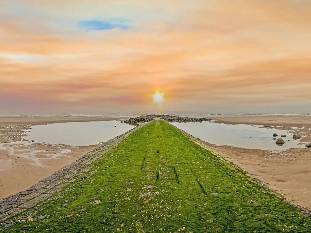 Apartment With Beautiful Sea-View Middelkerke