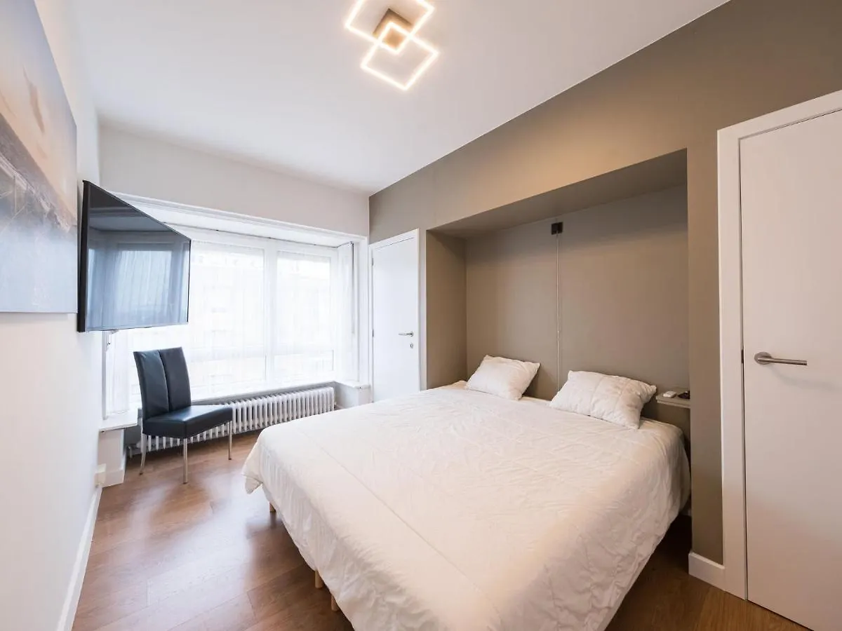 Apartment With Beautiful Sea-View Middelkerke